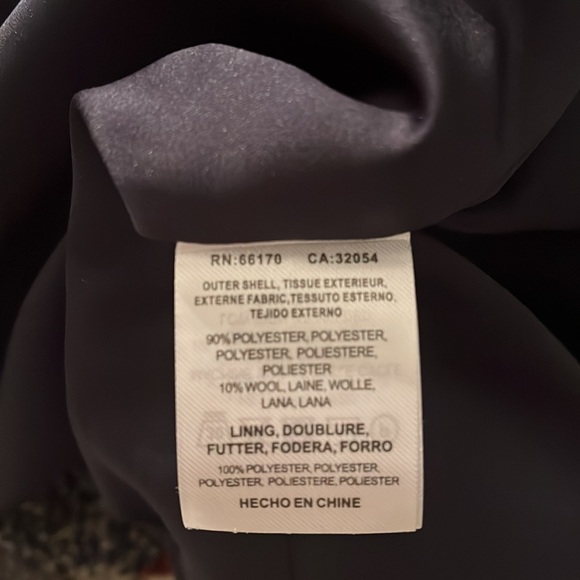 Anthropologie Cape - Picture 11 of 13